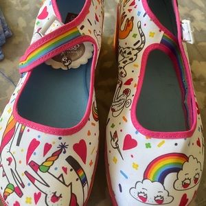 Hot Chocolate Designs Rainbow Platform- size 41/11
